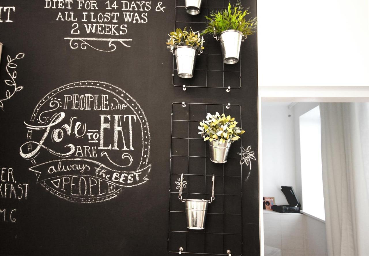For The Bold, Chic And Open Minded Apartment Wina Bagian luar foto